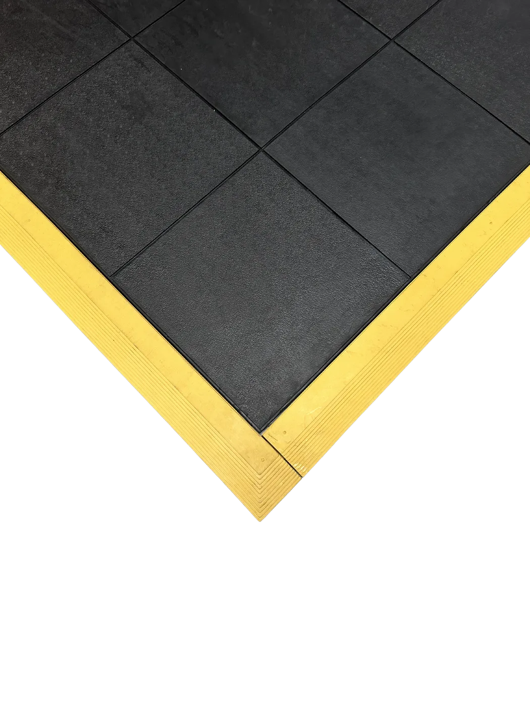 M-Lock Pro tile corner and bevelled safety ramp detail